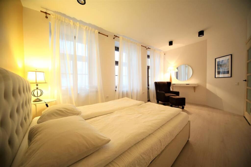 ריגה Lovely Two Bedroom In The Old Town מראה חיצוני תמונה